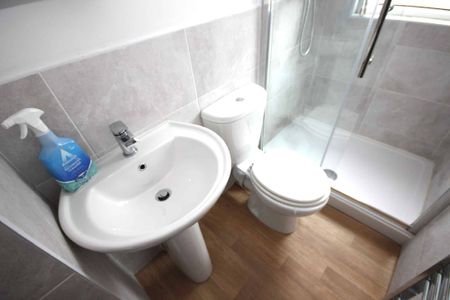 Coniston Street - Photo 5