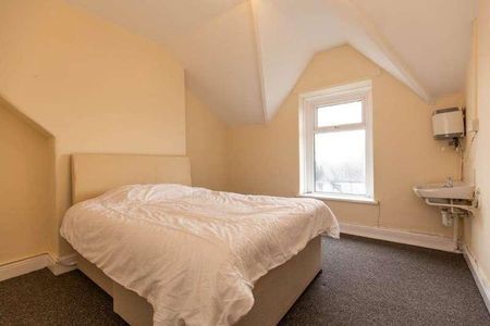 Albany Road, Cardiff, CF24 - Photo 2