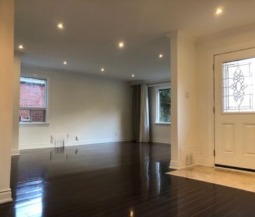 For Lease - 55 kenton Drive, Toronto, Ontario - Photo 2