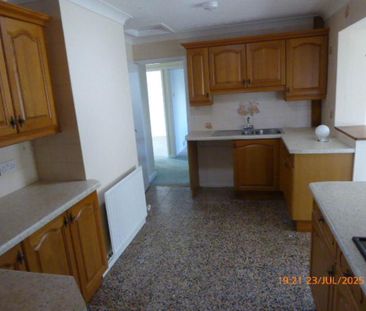 3 bedroom bungalow to rent - Photo 5