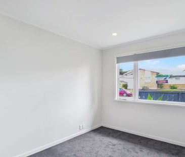 Lovely family home located in the heart of Manurewa - Photo 4