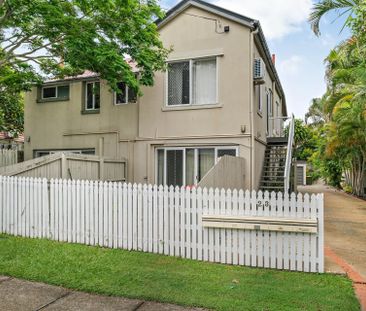1 Bedroom Unit with Private Courtyard! - Photo 1