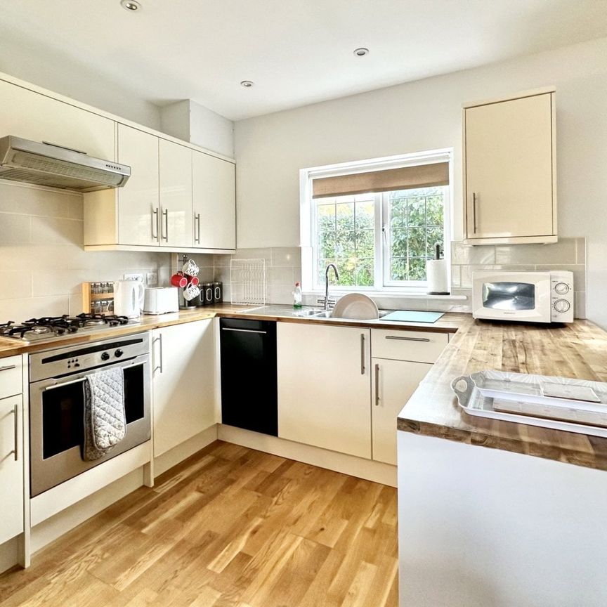 Oak Cottage, Kestell Road, Sidmouth, Devon, EX10 - Photo 1