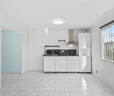 1 Bedroom Studio in Rare Bonnyrigg Location - Photo 3