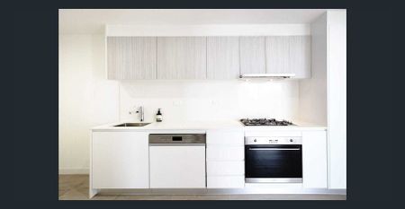 Modern Coastal Living with Spacious Winter Garden 413/23 Pacific Parade, Dee Why, NSW 2099 - Photo 4