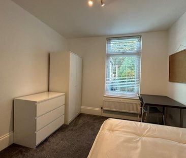 5 Bed Terraced House, Bear Road, BN2 - Photo 6