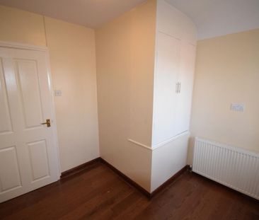 3 bedroom link detached house to rent - Photo 5