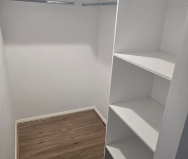 Thornhill Park - Photo 2