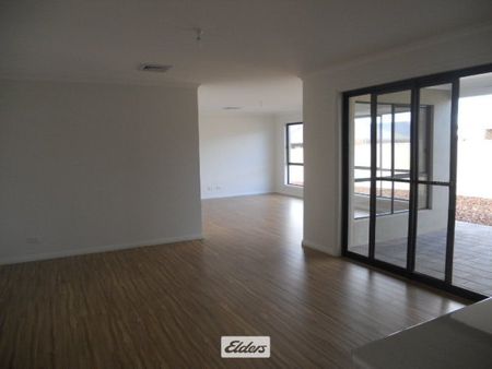 338 Sixteenth Street, 3500, Mildura Vic - Photo 2