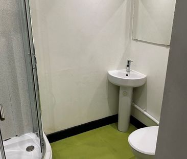 65 Newsome Road, Huddersfield, HD4 - Photo 6