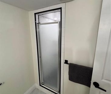 For Lease - 4 Bankfield Crescent Unit# 2, Hamilton, Ontario - Photo 6