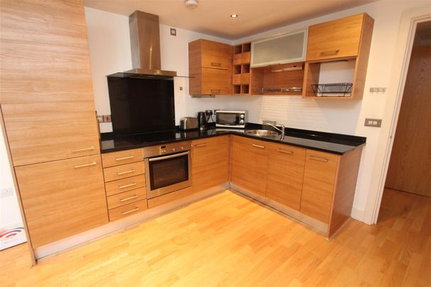 La Salle, Leeds City Centre, LS10 1NG - Photo 1