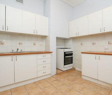 15 Campbell Street, Ramsgate NSW 2217 - House For Rent | Domain - Photo 4