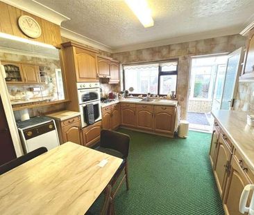 Saville Road, Dodworth, Barnsley, S75 - Photo 4
