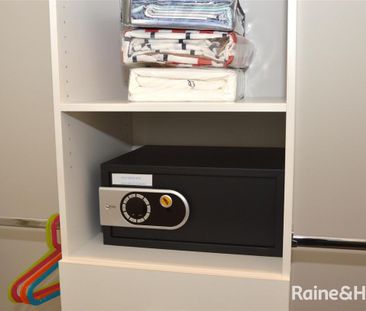 Modern Rooming House - 2 Rooms Available Now - Photo 6