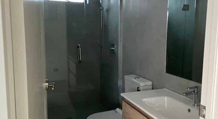 2 Bedroom 2 Bathroom House in Henderson - Photo 5