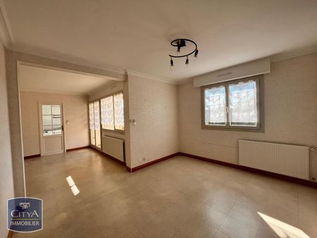 Location Appartement 4 pièces 97m² LAVAL 53000 - Photo 2