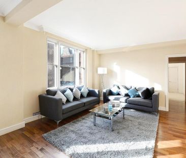 3 bedroom flat to rent - Photo 2