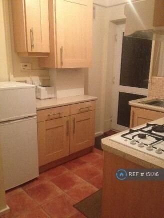 2 bedroom maisonette to rent - Photo 4