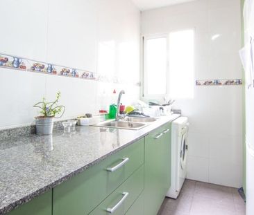 Carrer de Joaquín Costa, Valencia, Valencian Community 46005 - Photo 4