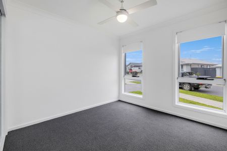 Energy Efficient Home! - Photo 3