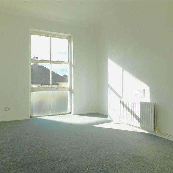 Pier Road, Gravesend, DA11 - Photo 1