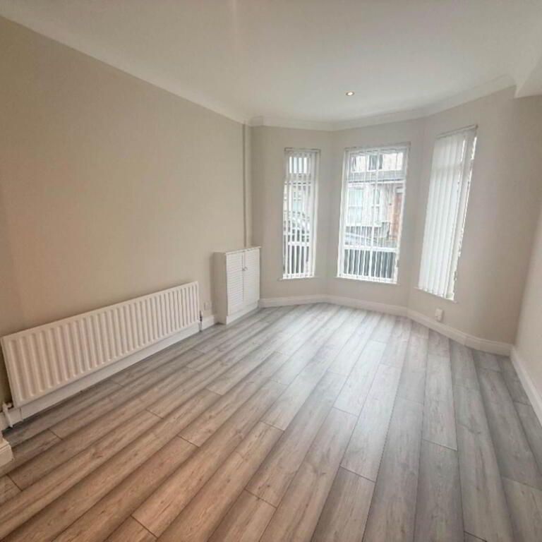 17 Melrose Avenue, Bloomfield/ Ballyhackamore, Belfast, BT5 5JD - Photo 1