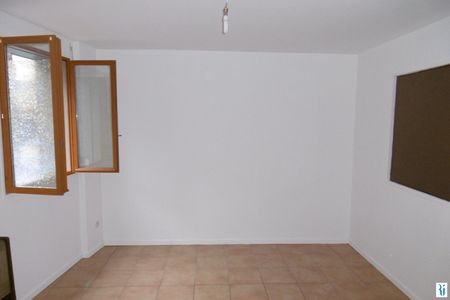 Location Appartement 2 pièces 46m² ROUEN 76100 - Photo 2