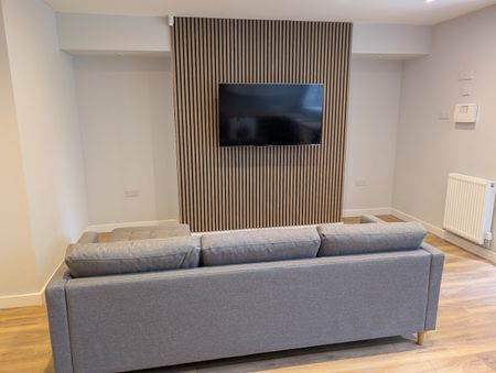 2 Bed Flat, Victoria Road, LS6 - Photo 5