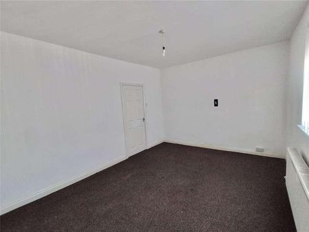 Stratton Street, Spennymoor, County Durham, DL16 - Photo 4