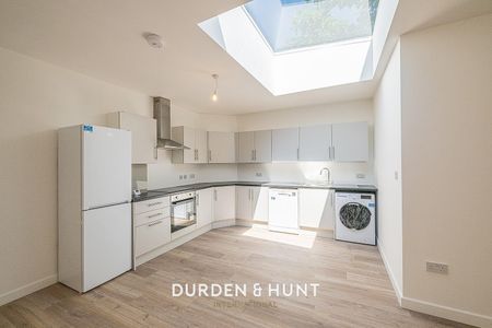 High Street, Ongar - Photo 4