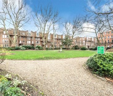 3 bedroom flat in Chelsea - Photo 1