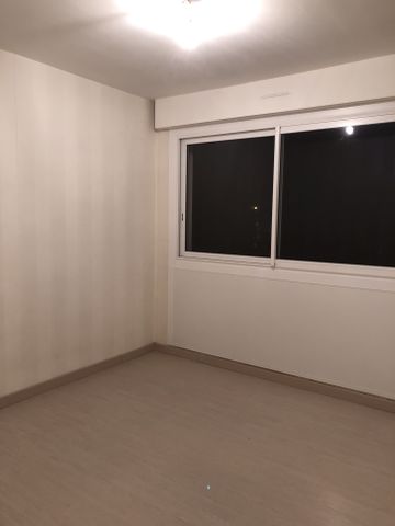 Location Appartement 3 pièces 75m² LAVAL 53000 - Photo 3