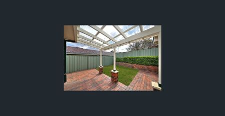 Street-frontage townhouse... - Photo 3