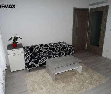 Exkluzivní pronájem novostavby zařízeného klimatizovaného bytu 2+kk... - Photo 6