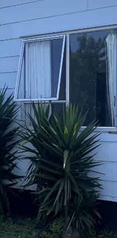 3 Spacious Bedrooms - - Photo 1