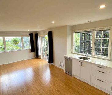 2 Bedroom, 1 bathroom Unit - Photo 1