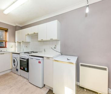 1 bedroom house to rent Dairymans Walk, Guildford, GU4 - Photo 2