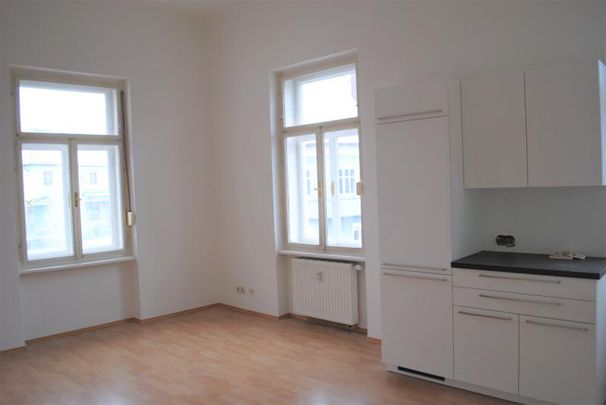 Großzügige Mietwohnung (81m²) mit 2 Schlafzimmern im Zentrum von Fürstenfeld! - Photo 1