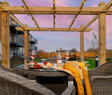 1 bedroom retirement property to rent - Photo 6