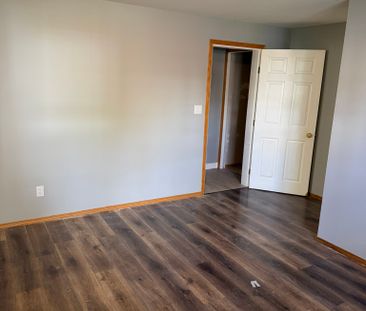 Lampard House – 3 Bedroom Basement Suite with 2 Car Garage - Photo 1