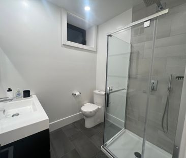 For Lease - 7 Glen Eden Crescent Unit# Basement, Toronto, Ontario - Photo 5