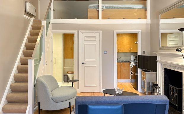 Studio Flat, Longridge Road, SW5 - Photo 1