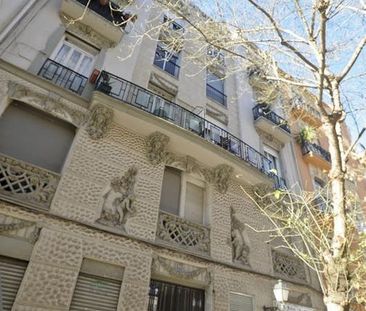 Carrer de Joaquín Costa, Valencia, Valencian Community 46005 - Photo 5
