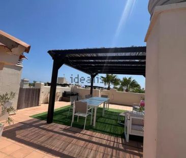 Alquiler de ático en Avenida del Mar - Photo 3