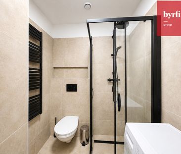 Pronájem bytu 1+1 24 m² - Fotografie 3