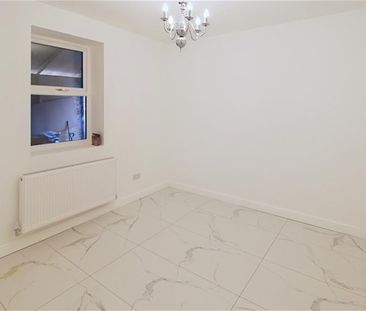 2-4 Thornton Lodge Road, Huddersfield - Photo 3