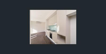 Stylish and Modern 1-Bedroom Apartment in Belmont - Photo 3