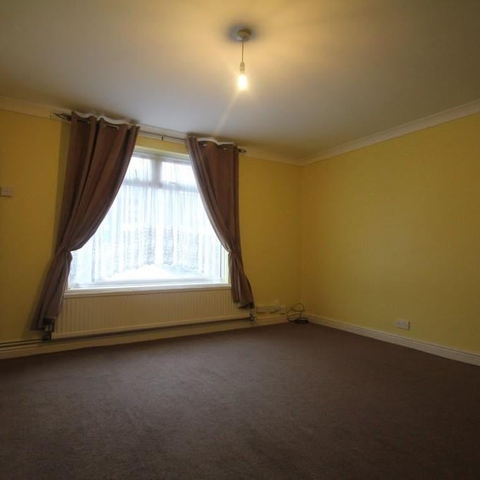 3 Bed Semi-Detached House, Weoley Avenue, B29 - Photo 1