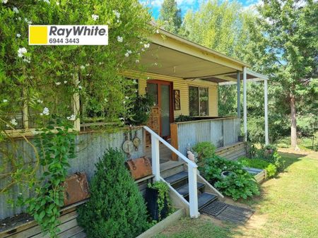 Country Living - Photo 5